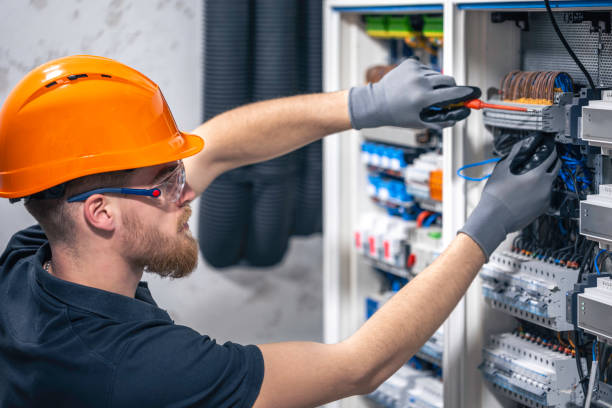 Best 24-Hour Electrician  in St Petersburg, FL